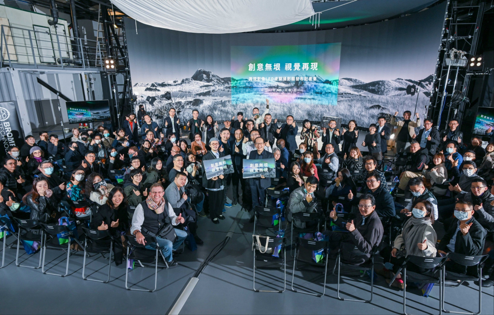 再現(xiàn)影像LED虛擬製作攝影棚整合拍攝場景、內(nèi)容製作 、技術(shù)指導(dǎo)到設(shè)備租借一站式服務(wù) ，可望提升LED虛擬製作的影視效能，進(jìn)而產(chǎn)出更多高品質(zhì)細(xì)緻作品