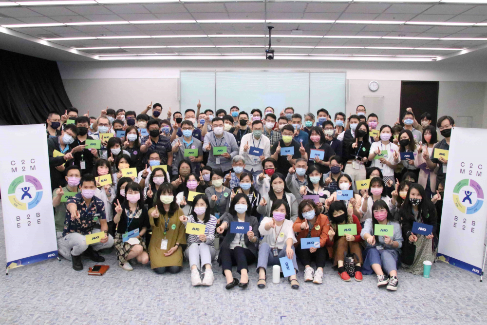 友達提供全球及集團輪調(diào)機會，支持同仁持續(xù)進修學(xué)習，致力為專業(yè)人才打造友善多元的職場環(huán)境